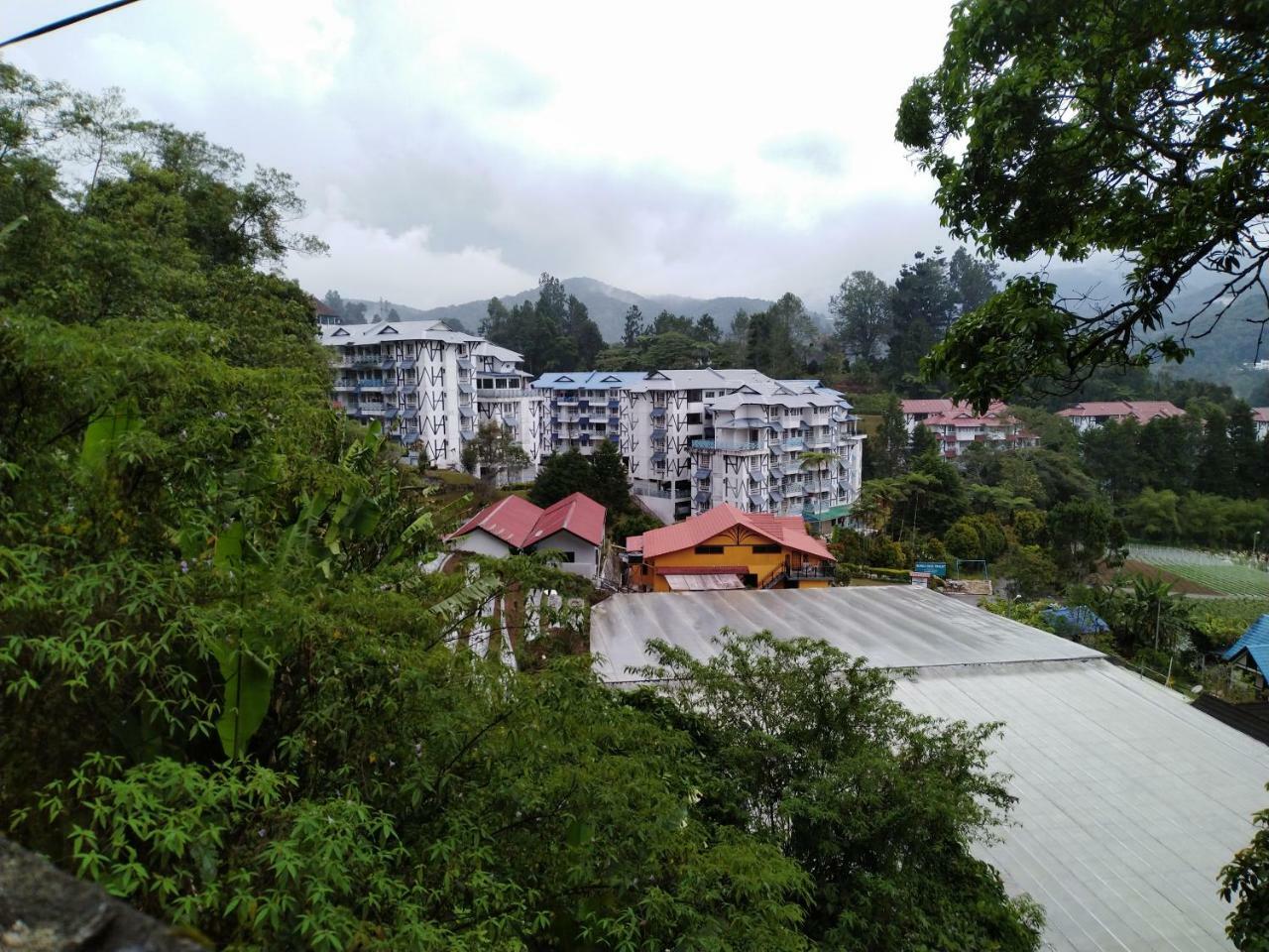 Appartamento Desa Anthurium Cameron Highlands Esterno foto